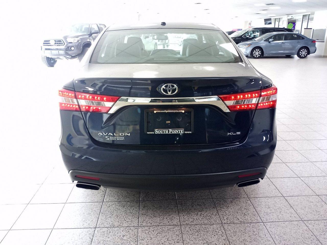 2015 Toyota Avalon XLE-4