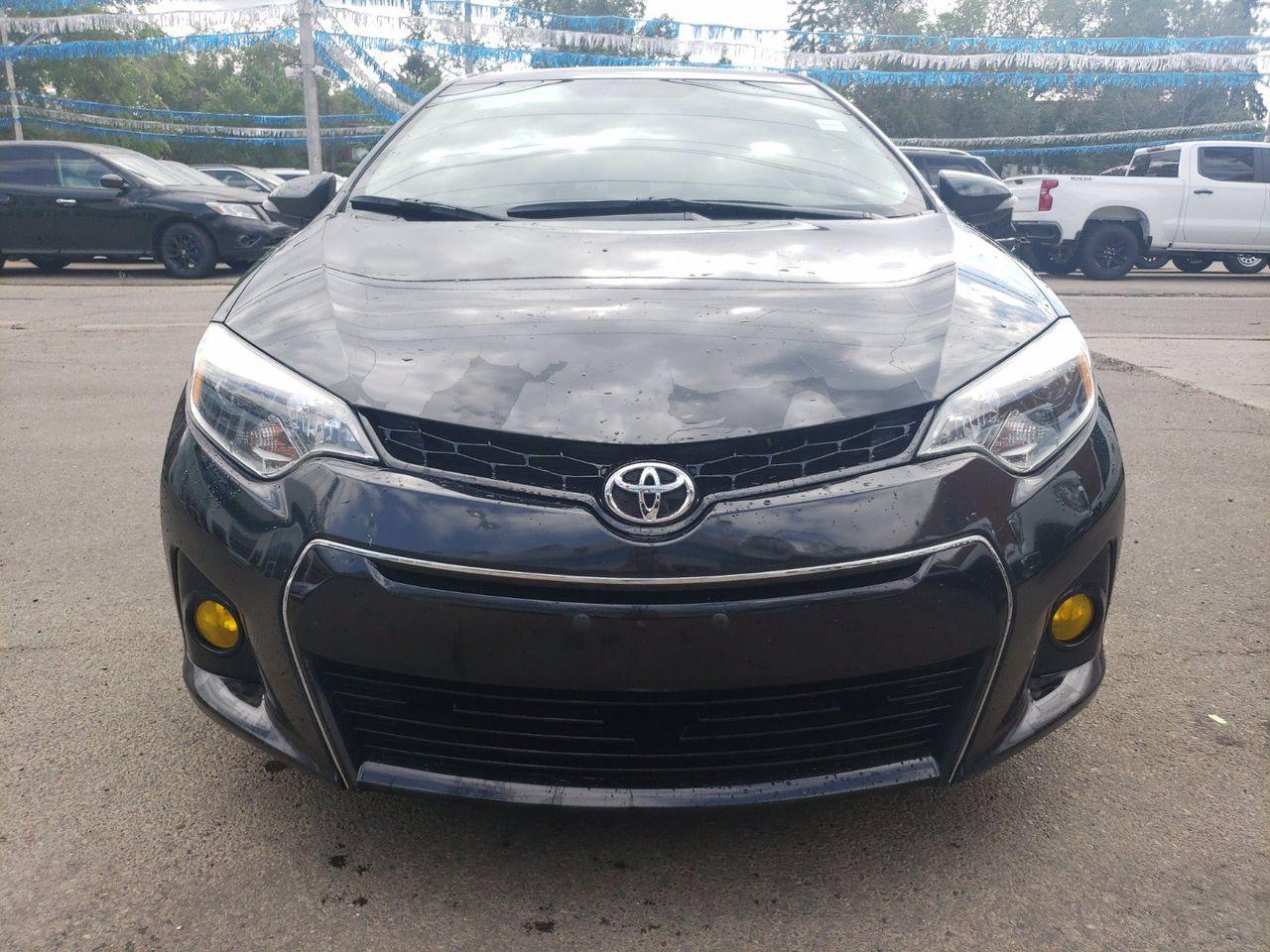 2015 Toyota Corolla Sport-1