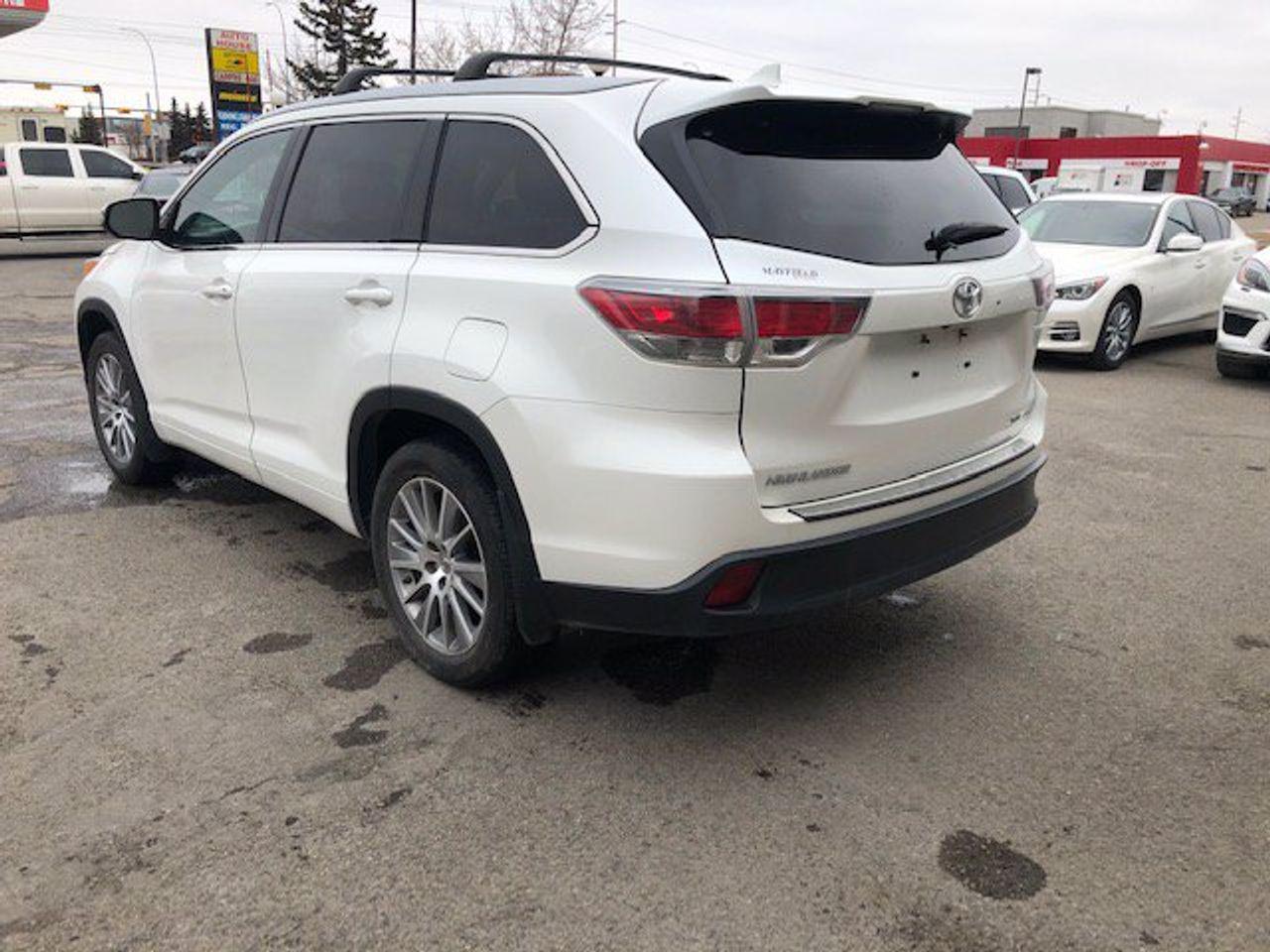 2015 Toyota Highlander XLE-4