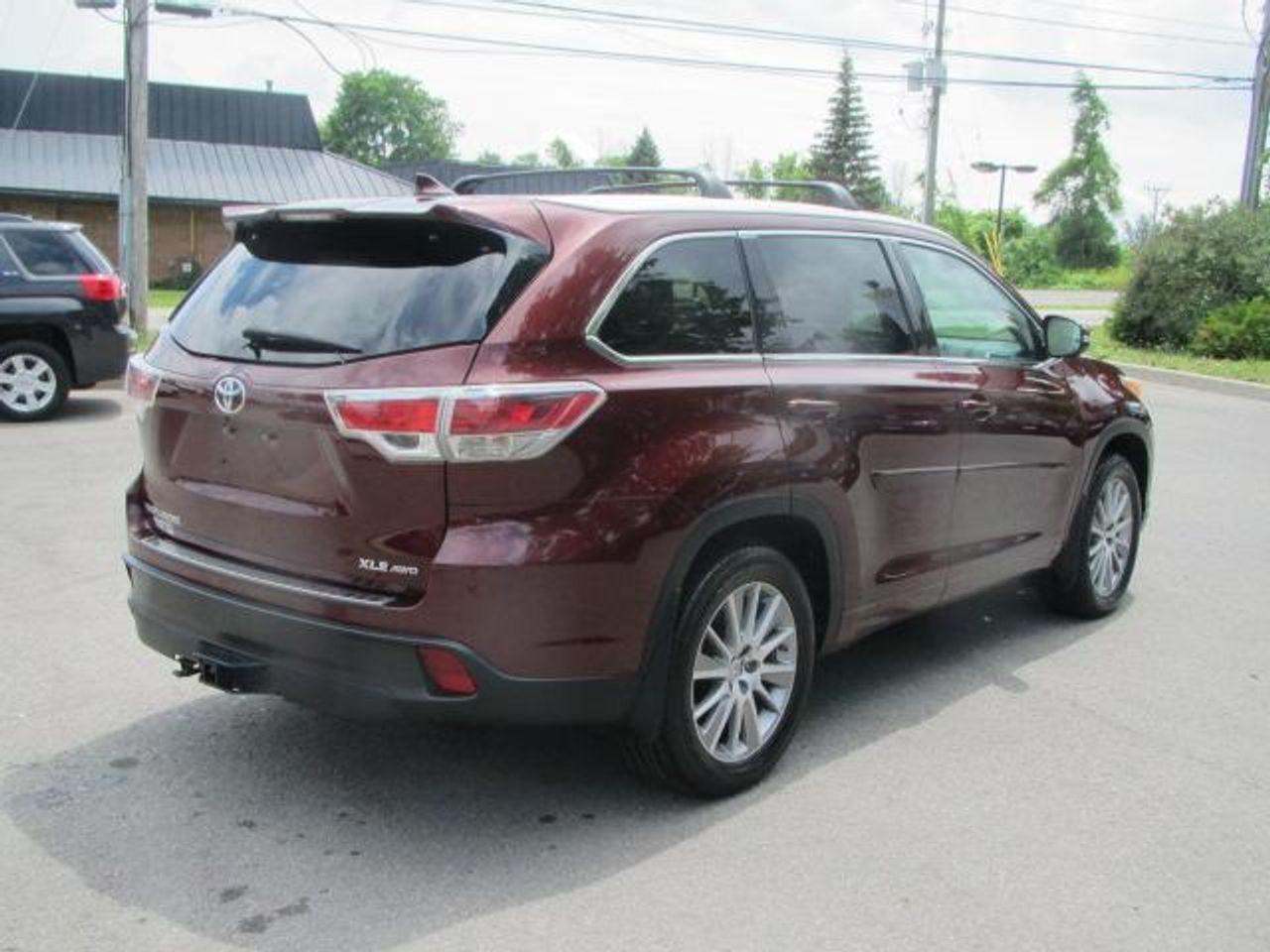 2015 Toyota Highlander XLE-4