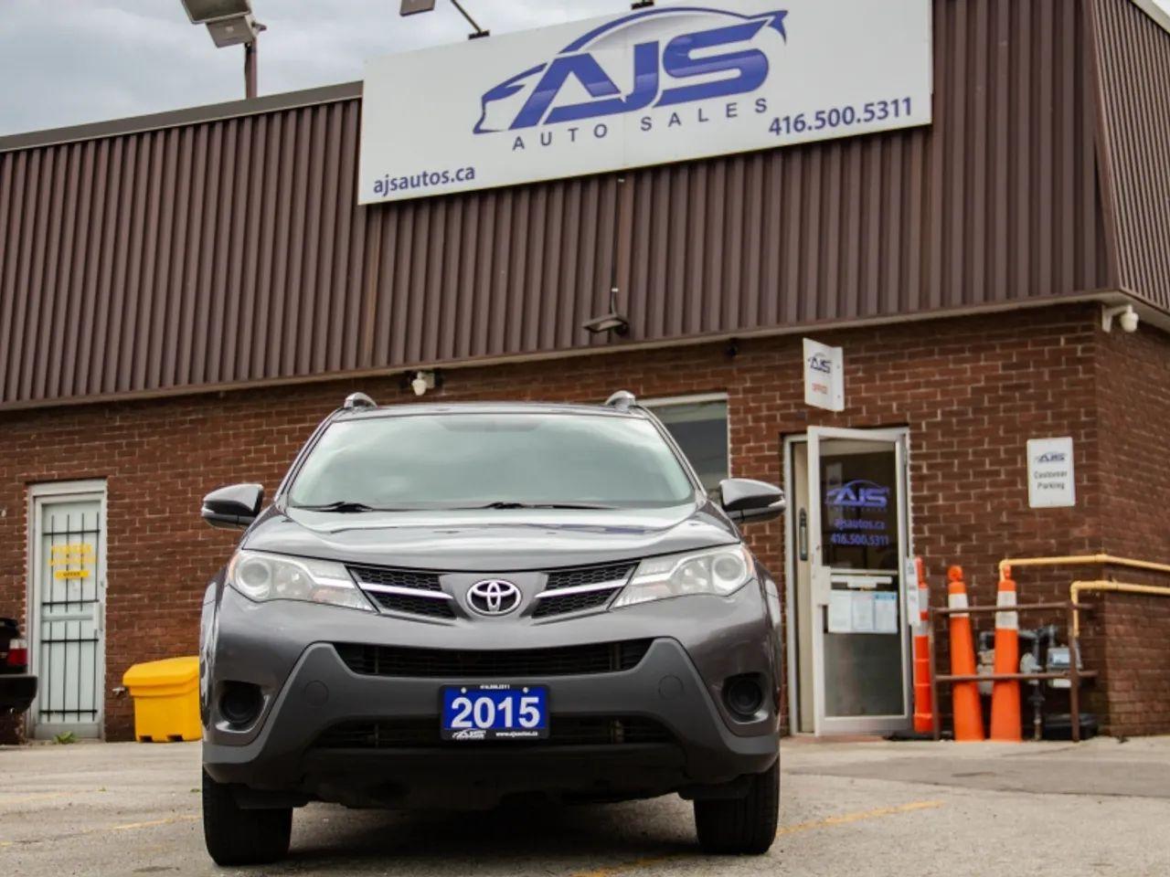 2015 Toyota RAV4 LE-4