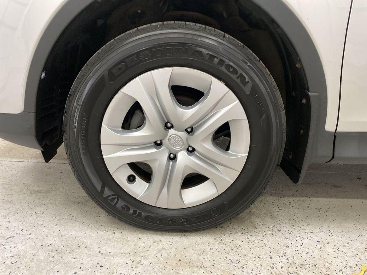 2015 Toyota RAV4 LE-2
