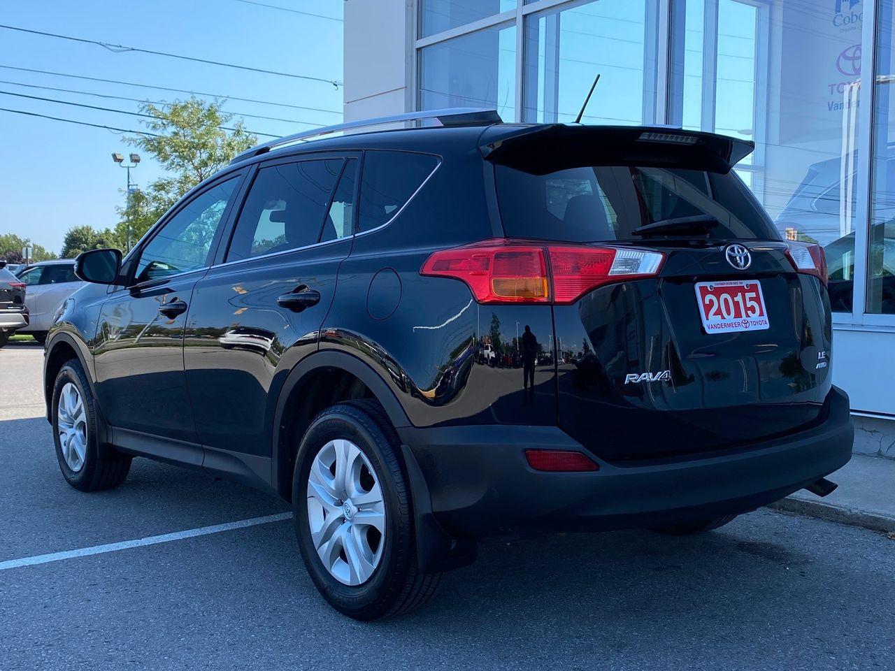 2015 Toyota RAV4 LE-4