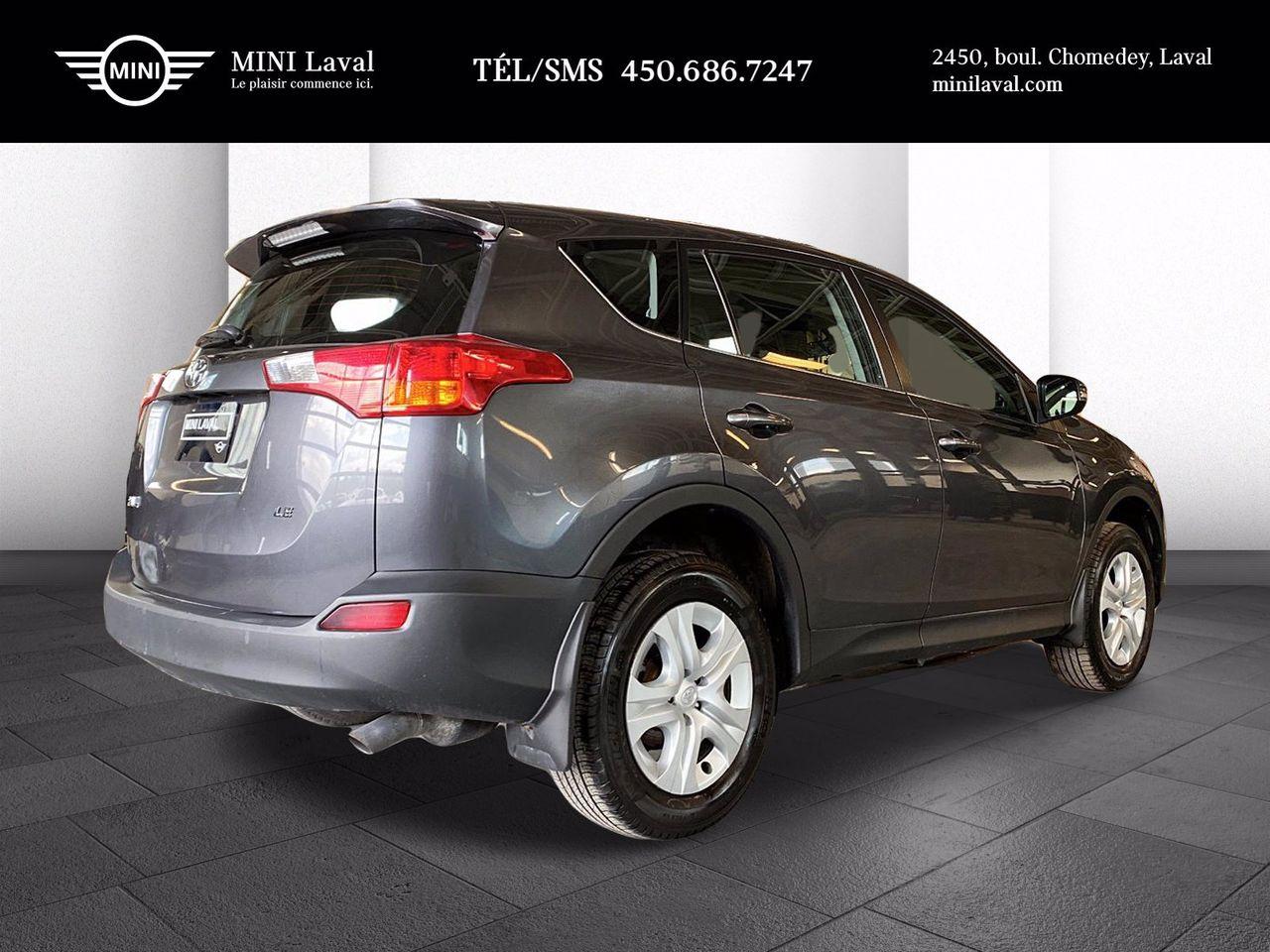2015 Toyota RAV4 LE-4