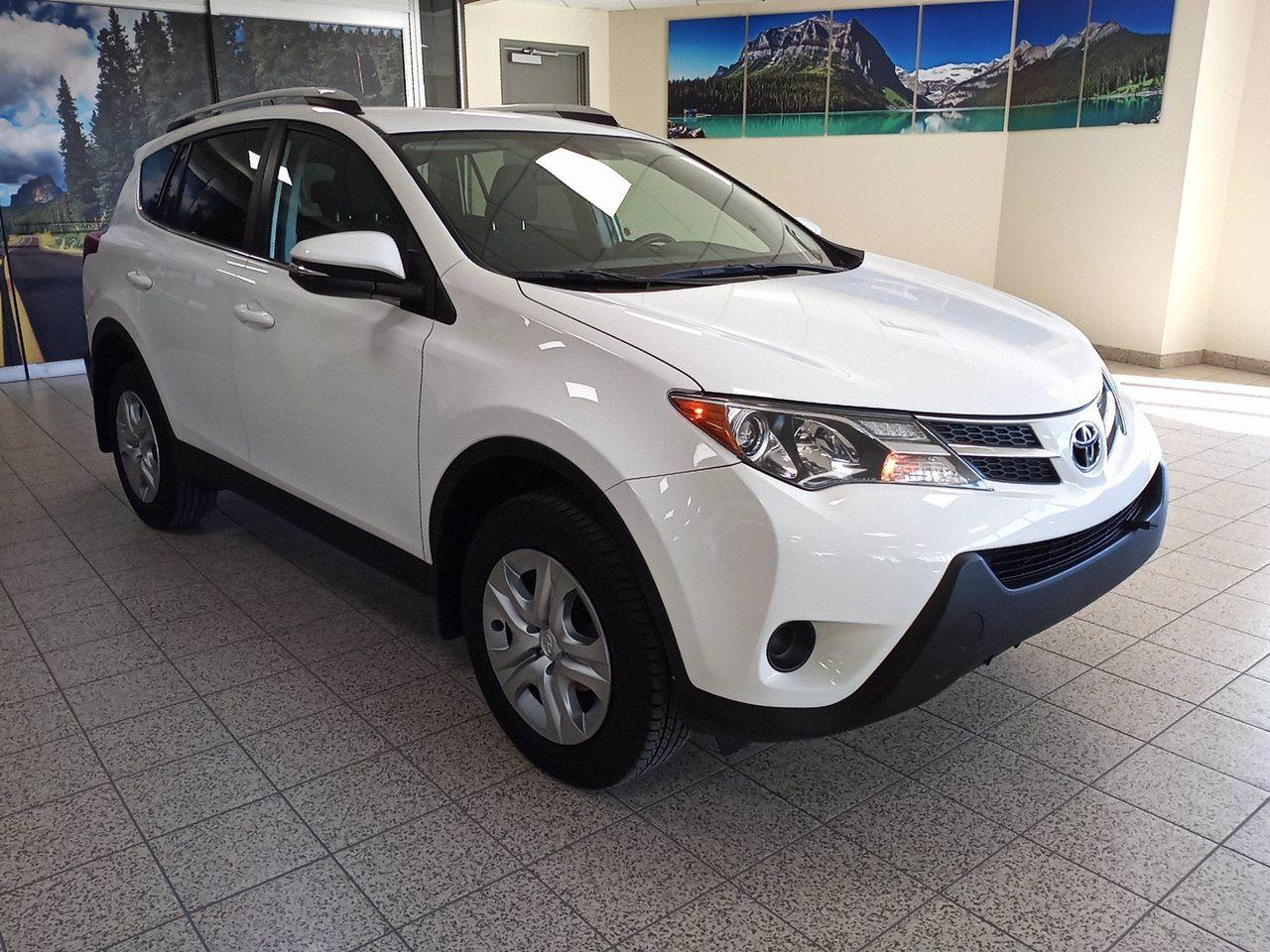2015 Toyota RAV4 LE-2