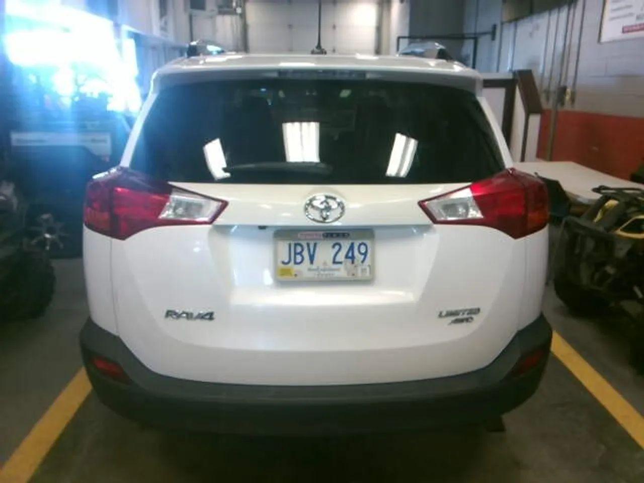2015 Toyota RAV4 Limited-2