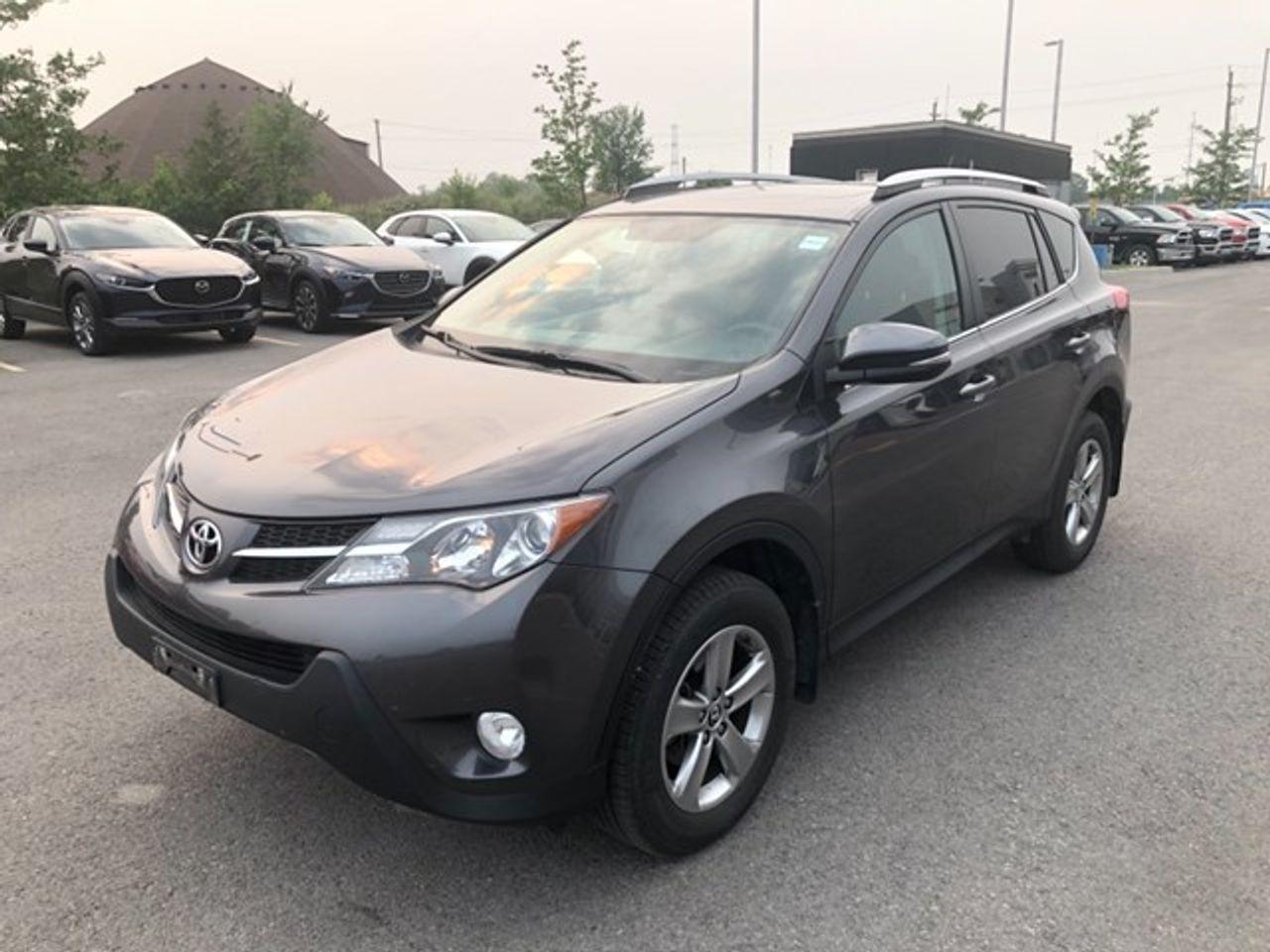2015 Toyota RAV4 XLE-4