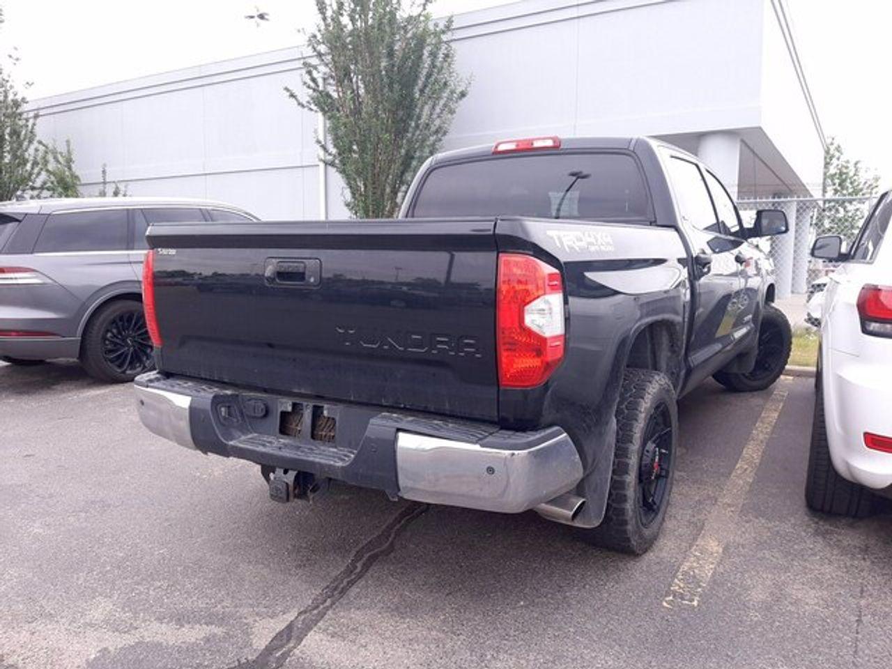 2015 Toyota Tundra SR5-3
