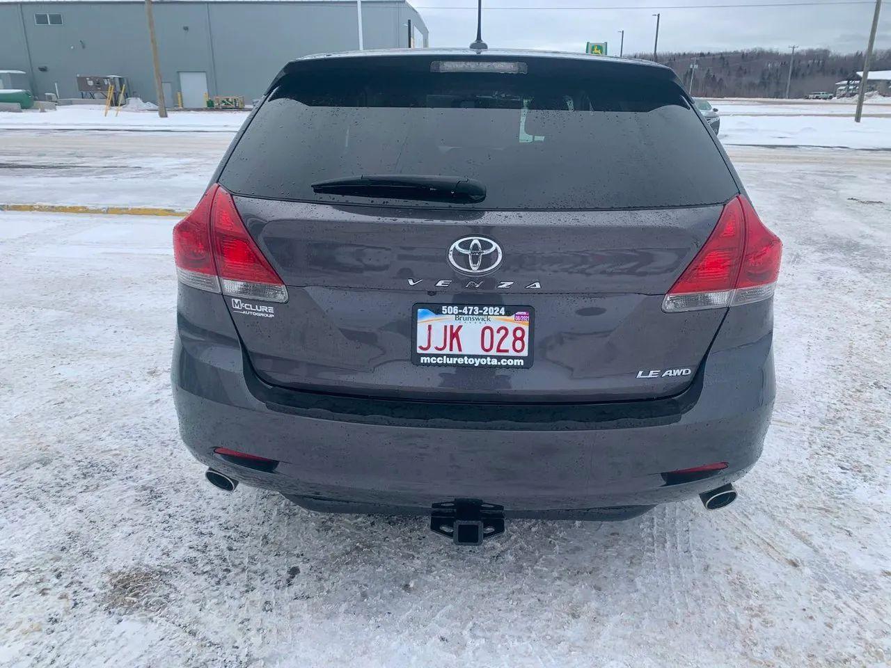 2015 Toyota Venza LE-3