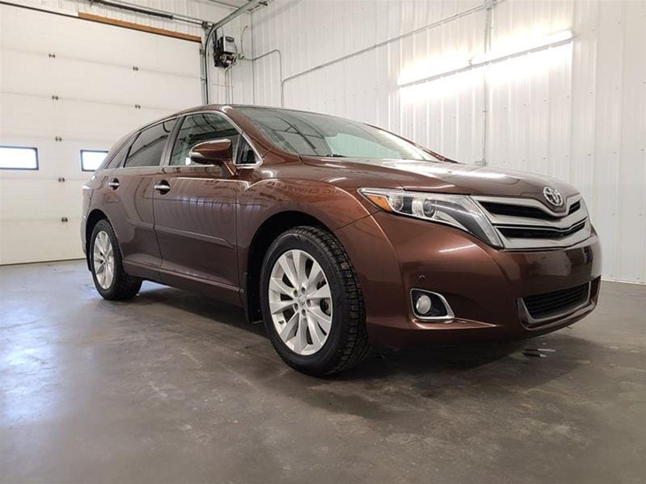 2015 Toyota Venza XLE-3