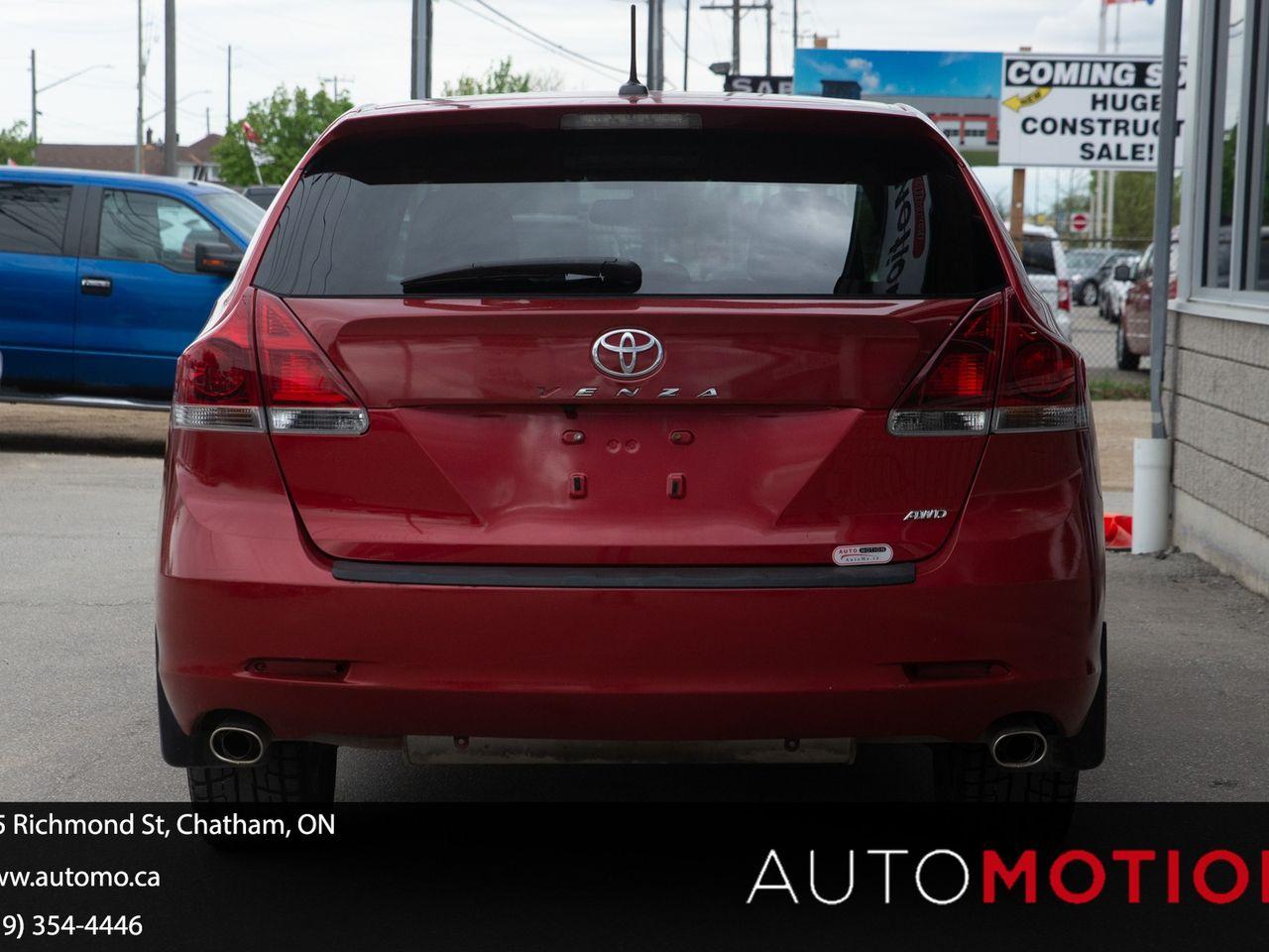 2015 Toyota Venza XLE-4