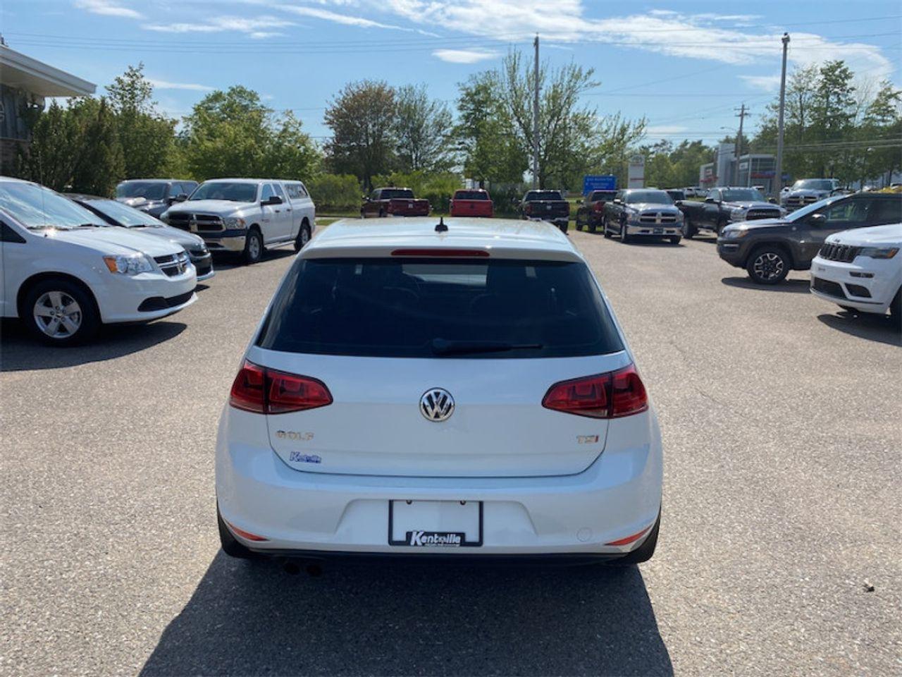 2015 Volkswagen Golf -3