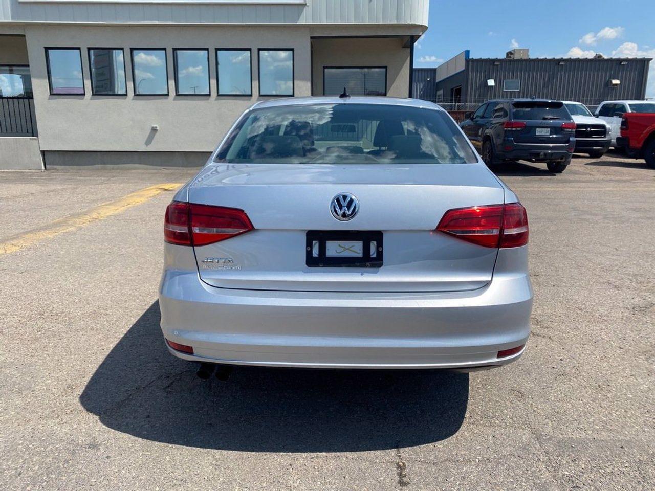 2015 Volkswagen Jetta -3
