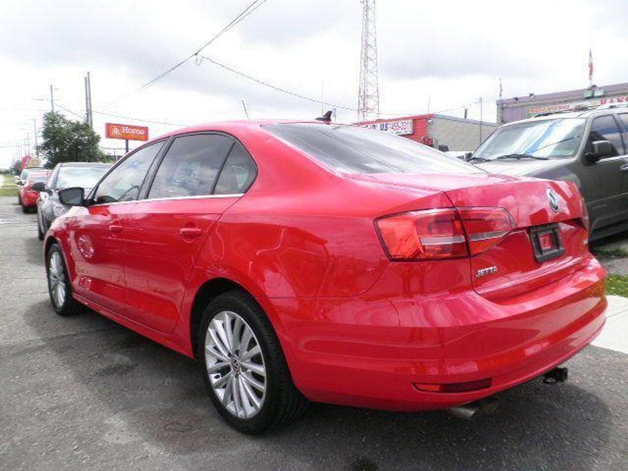 2015 Volkswagen Jetta Highline-2