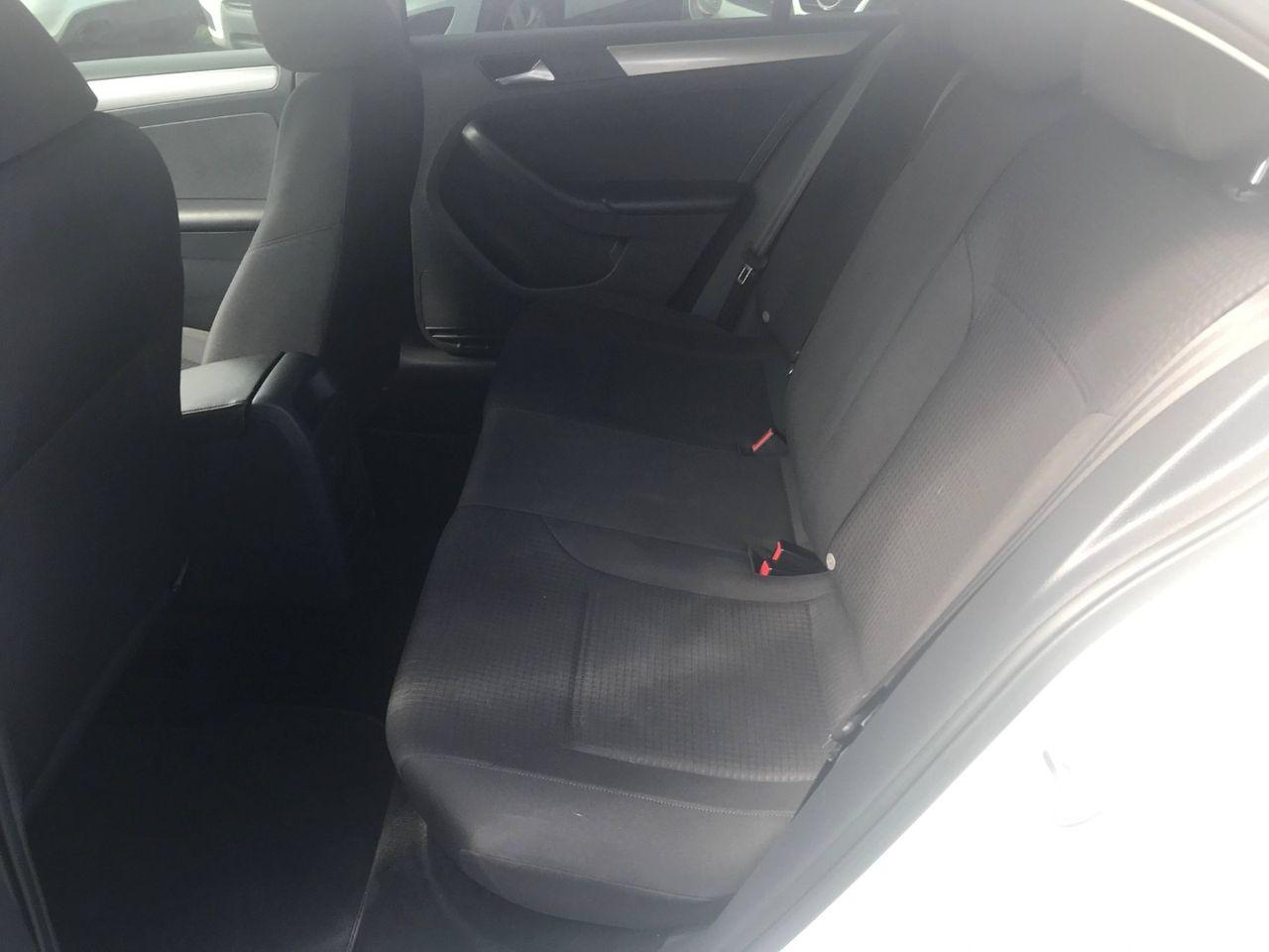 2015 Volkswagen Jetta -3