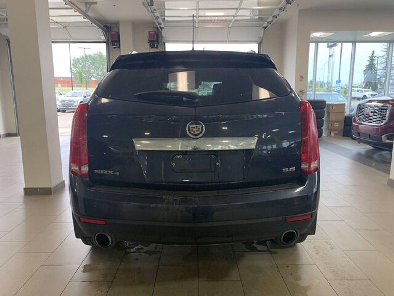 2016 Cadillac SRX Luxury-3