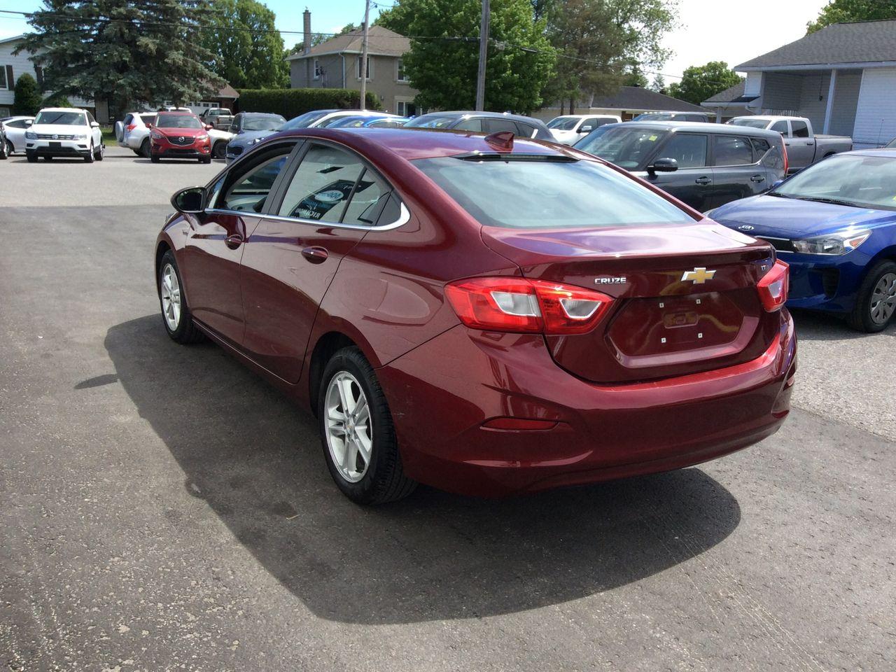 2016 Chevrolet Cruze 1LT-4