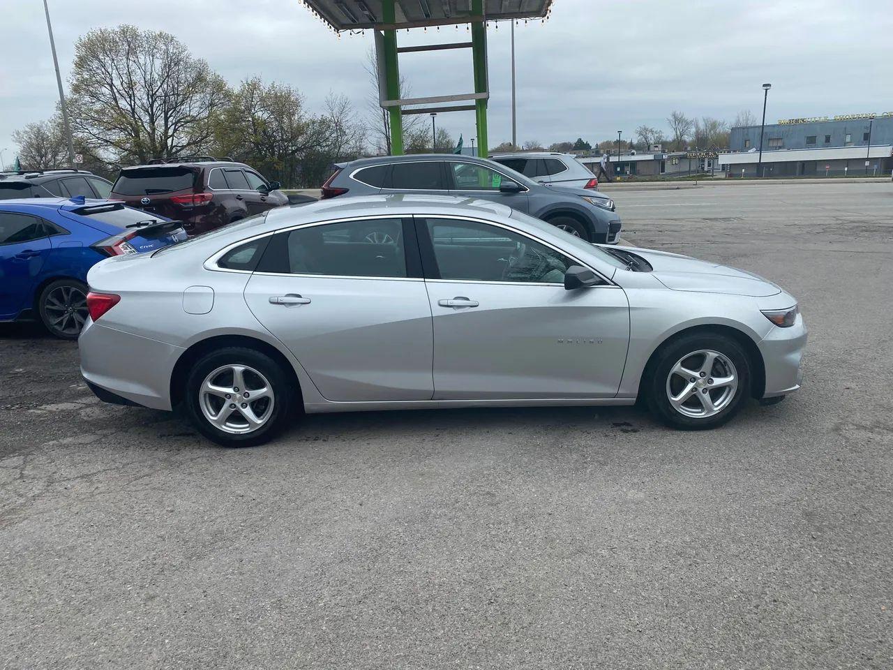 2016 Chevrolet Malibu LS-4