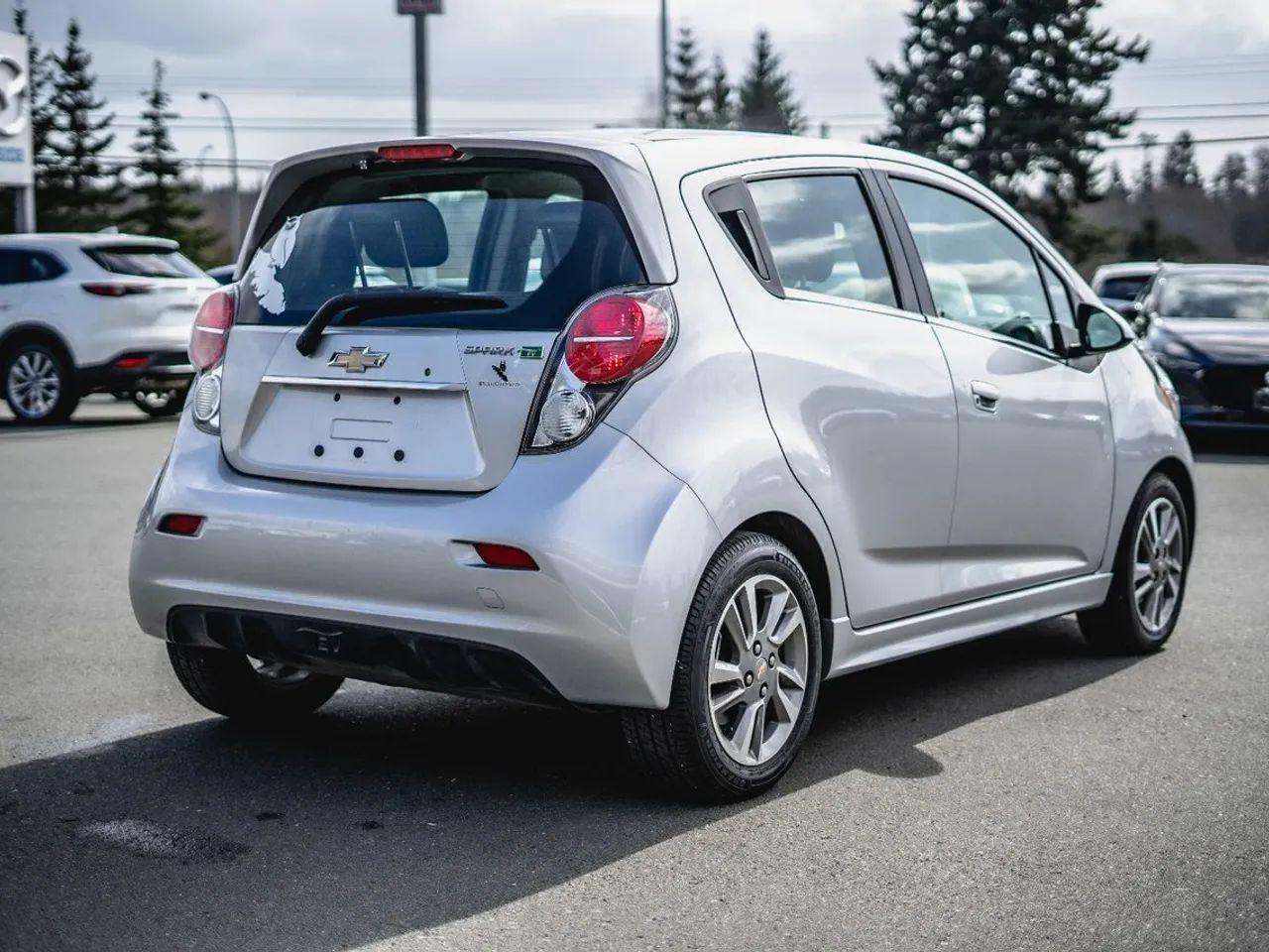 2016 Chevrolet Spark EV 2LT-4