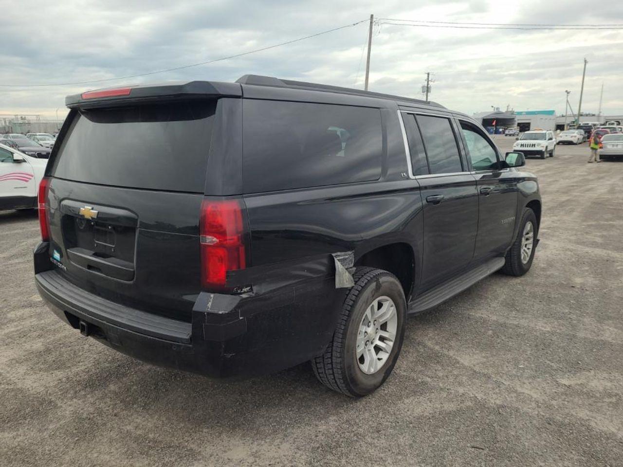 2016 Chevrolet Suburban LS-1