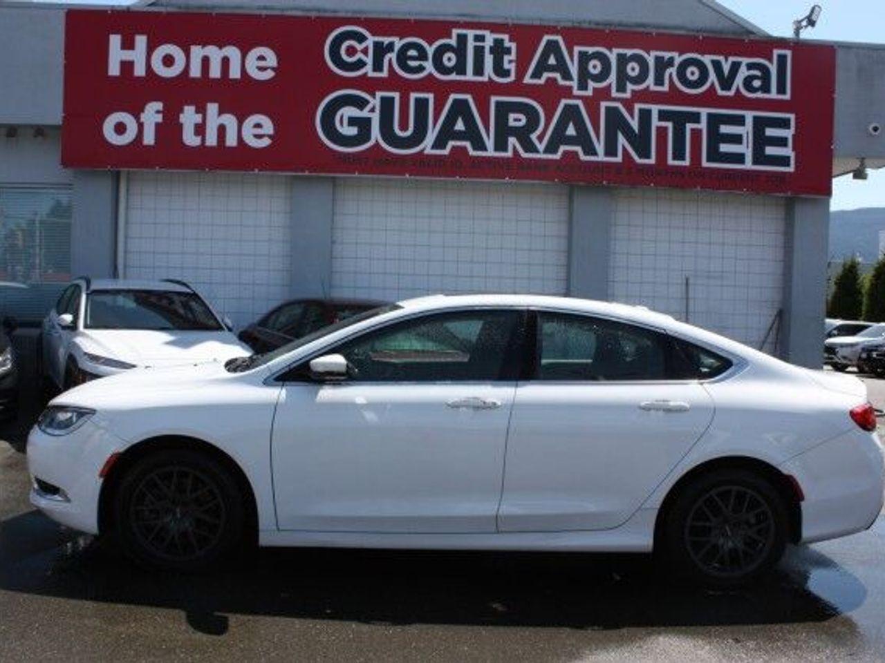 2016 Chrysler 200 C-1