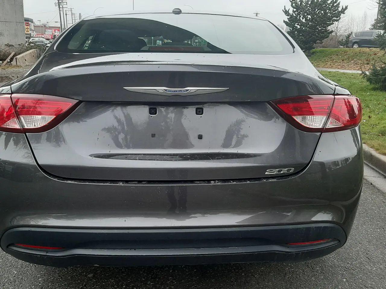 2016 Chrysler 200 LX-3