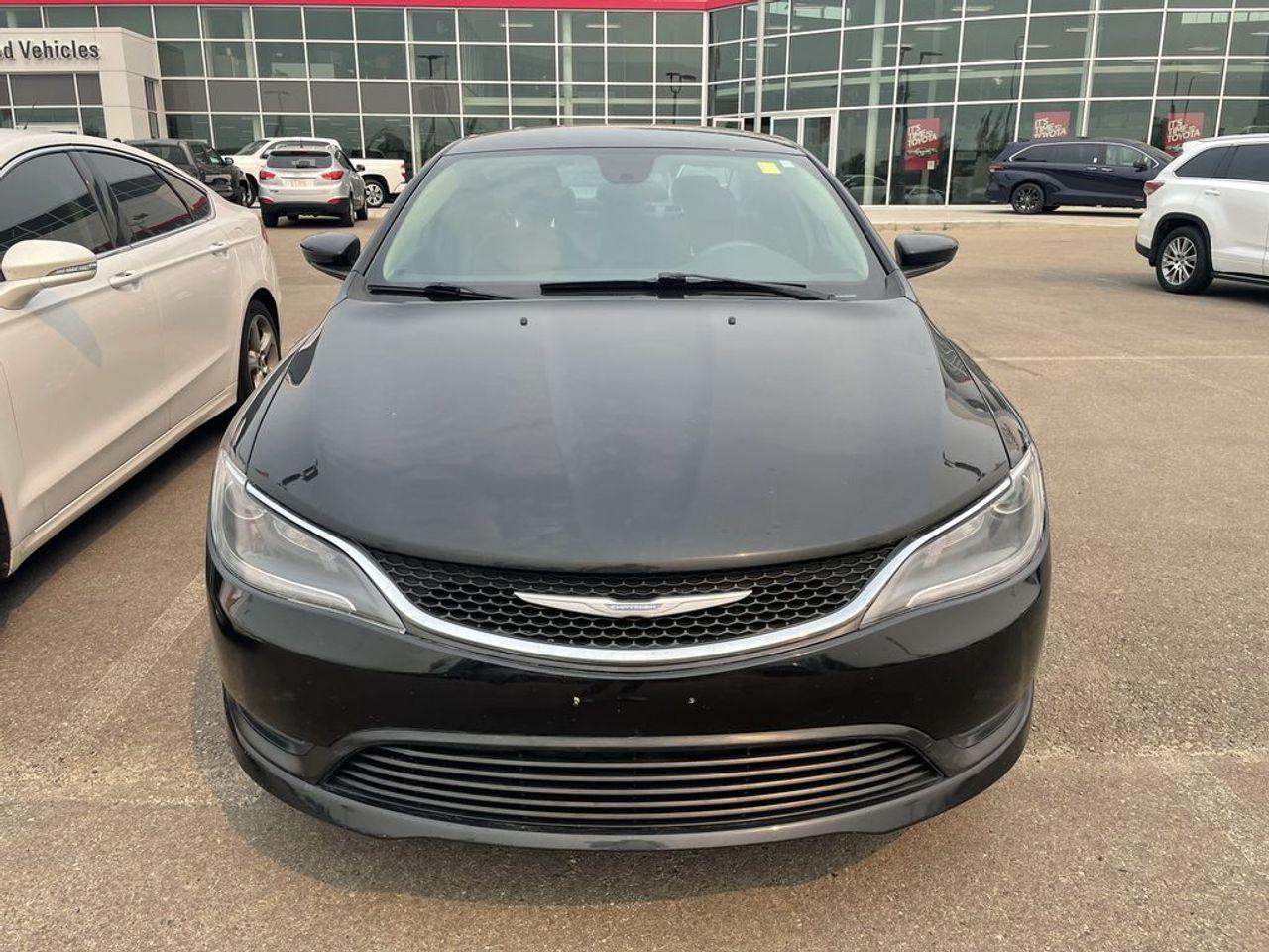 2016 Chrysler 200 LX-1