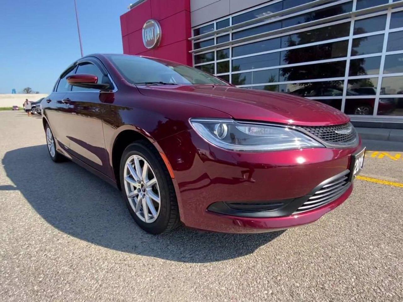 2016 Chrysler 200 LX-1
