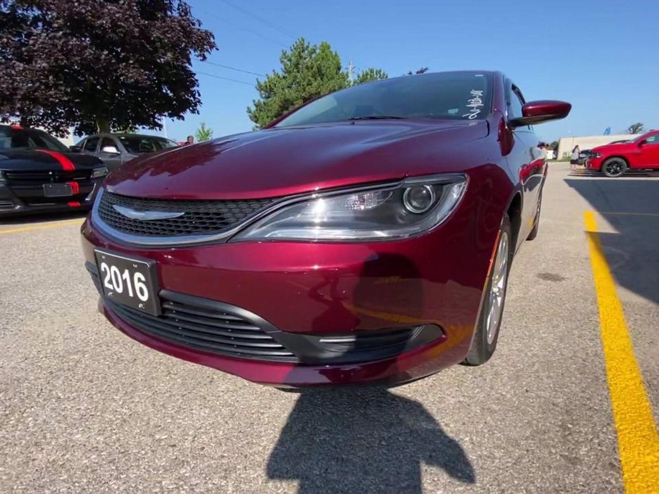 2016 Chrysler 200 LX-2