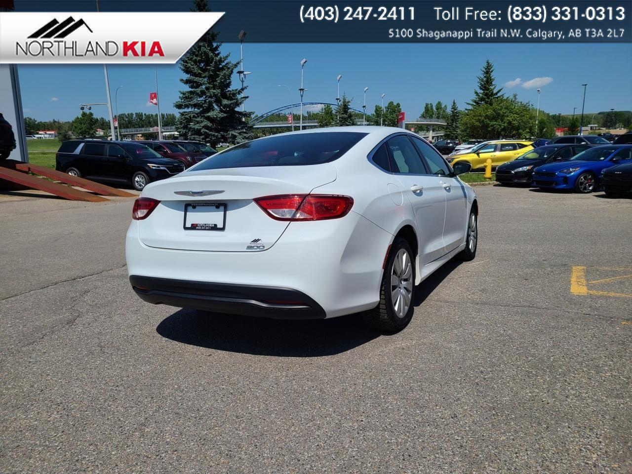 2016 Chrysler 200 LX-3