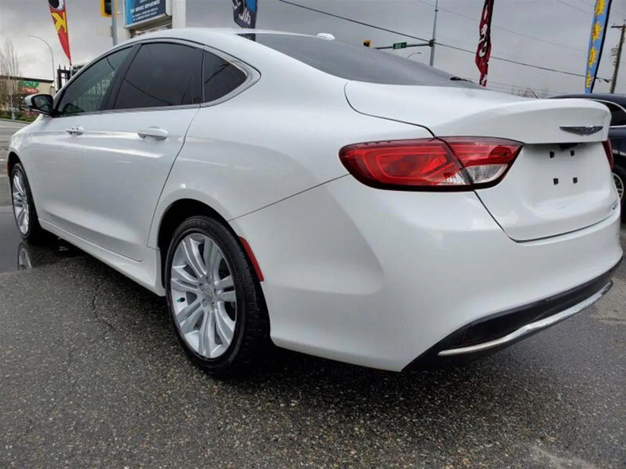 2016 Chrysler 200 Limited-2
