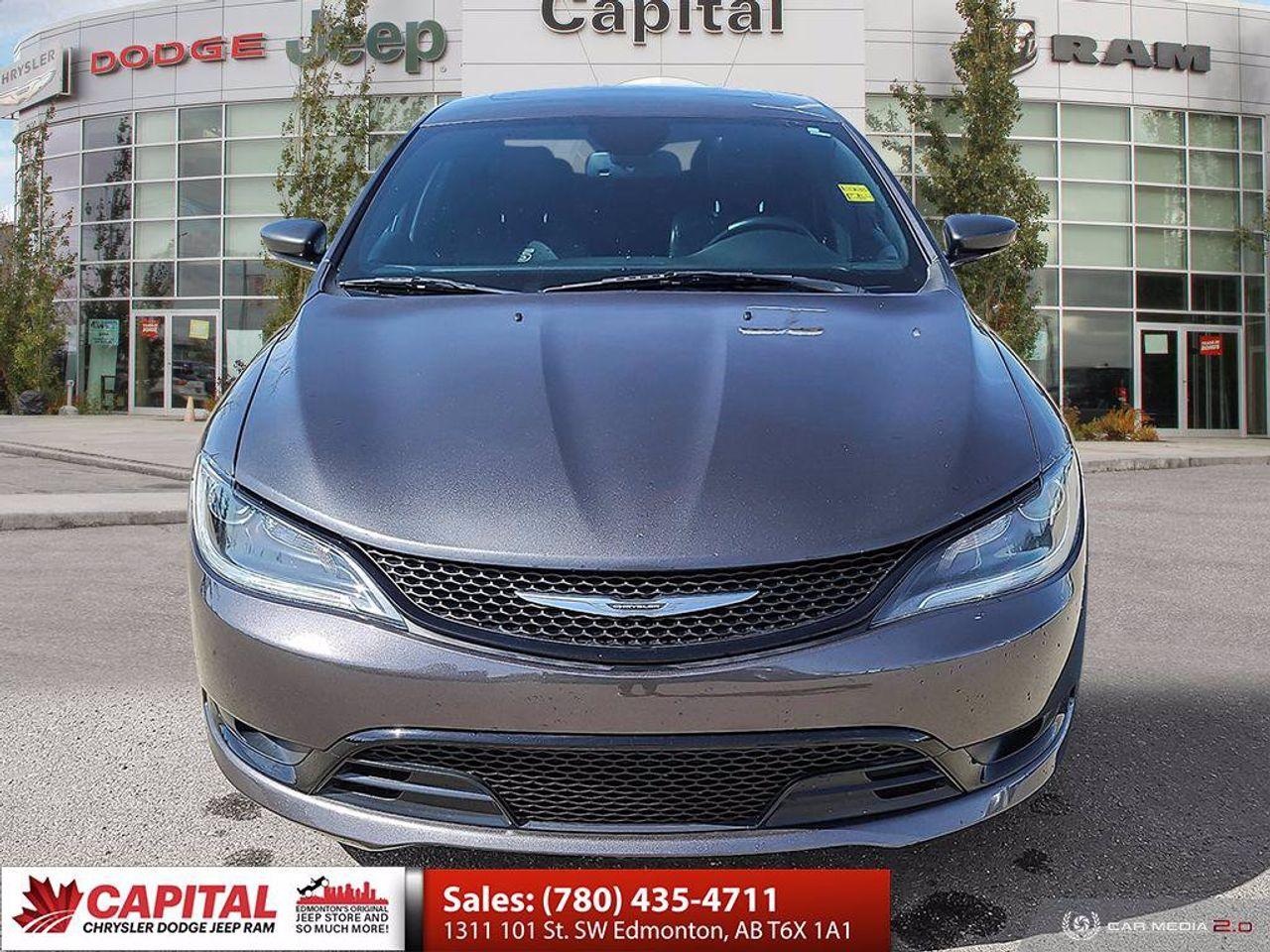 2016 Chrysler 200 S-1