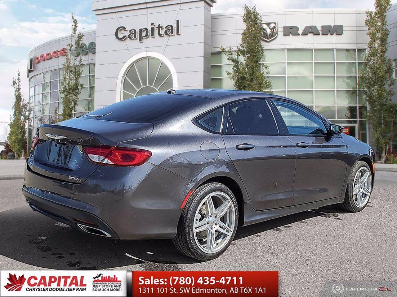 2016 Chrysler 200 S-3