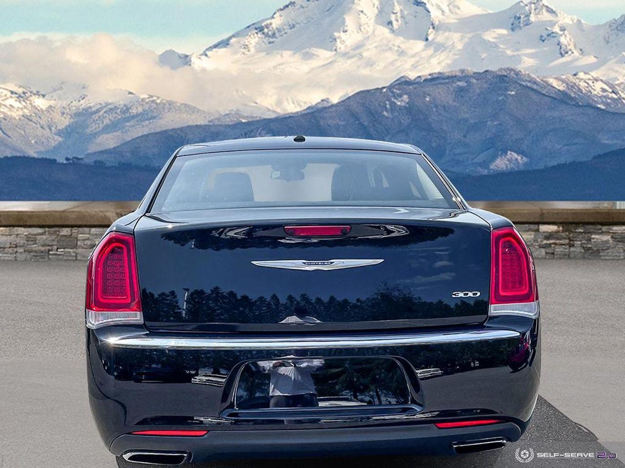 2016 Chrysler 300 Limited-4
