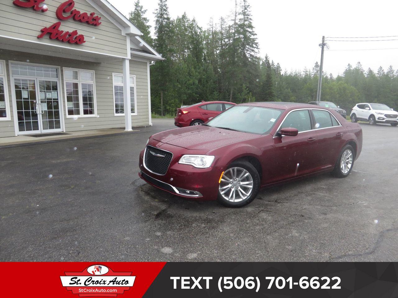 2016 Chrysler 300 Limited-0