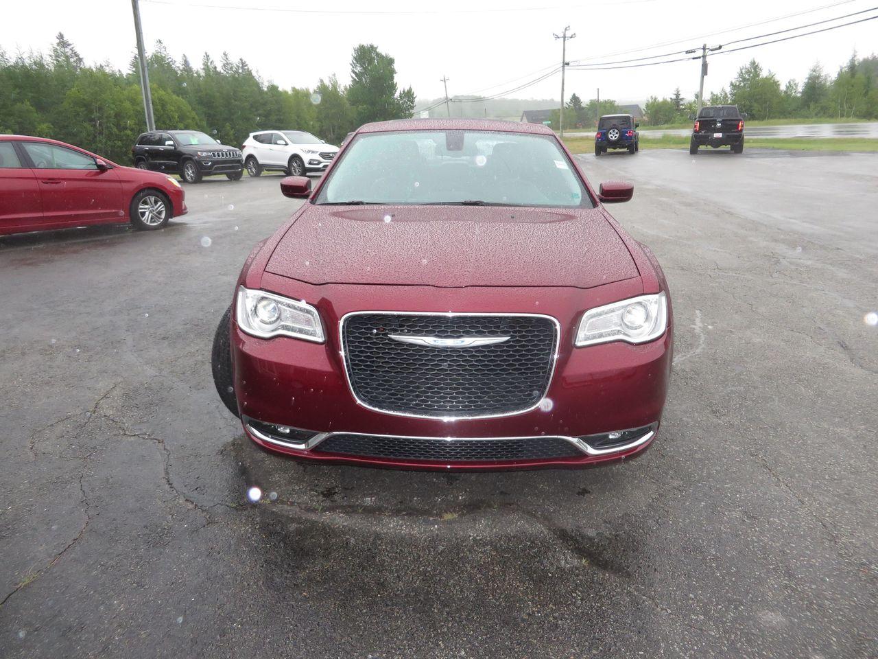2016 Chrysler 300 Limited-2
