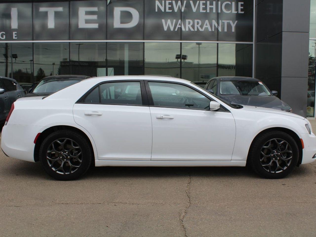 2016 Chrysler 300 S-3
