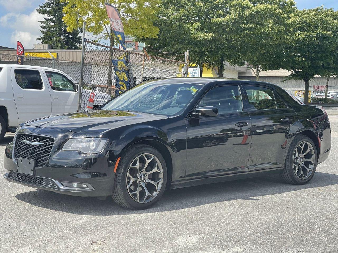 2016 Chrysler 300 S-2