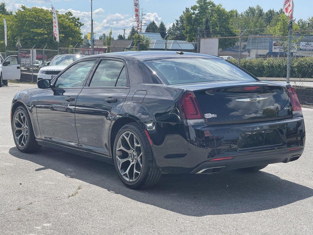 2016 Chrysler 300 S-3