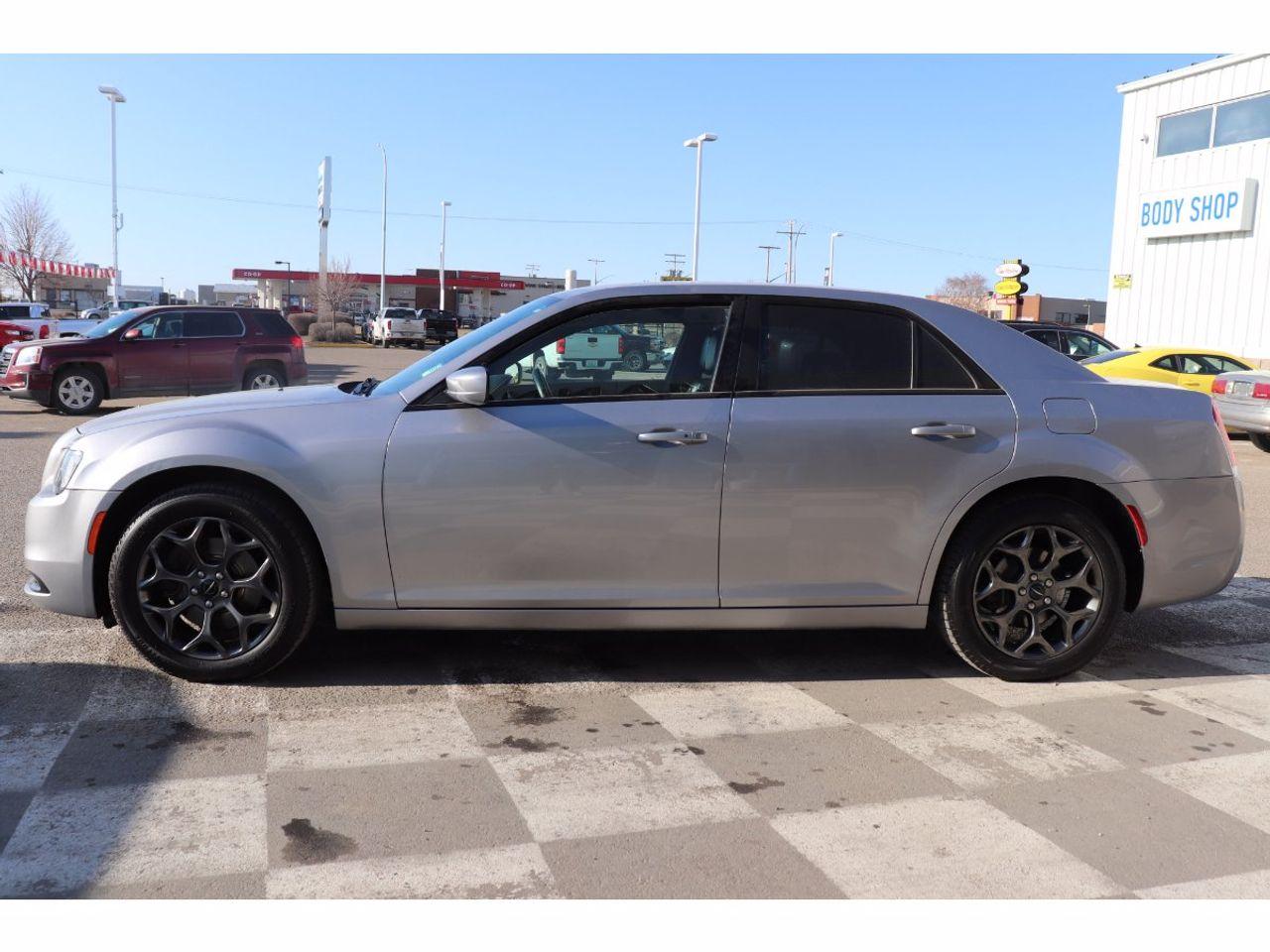 2016 Chrysler 300 S-3