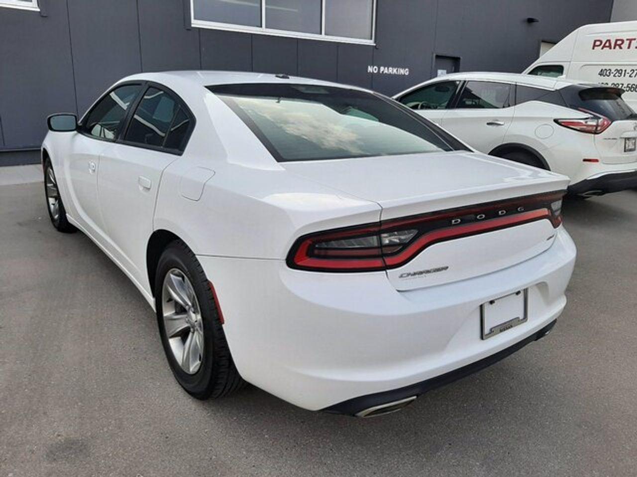 2016 Dodge Charger SXT-1