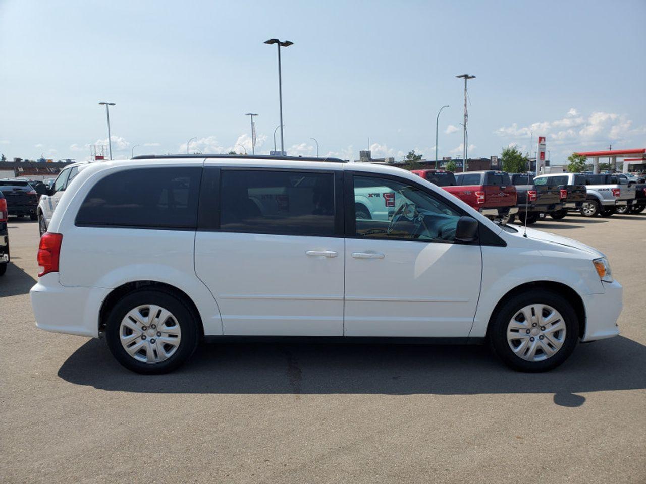 2016 Dodge Grand Caravan SE-4