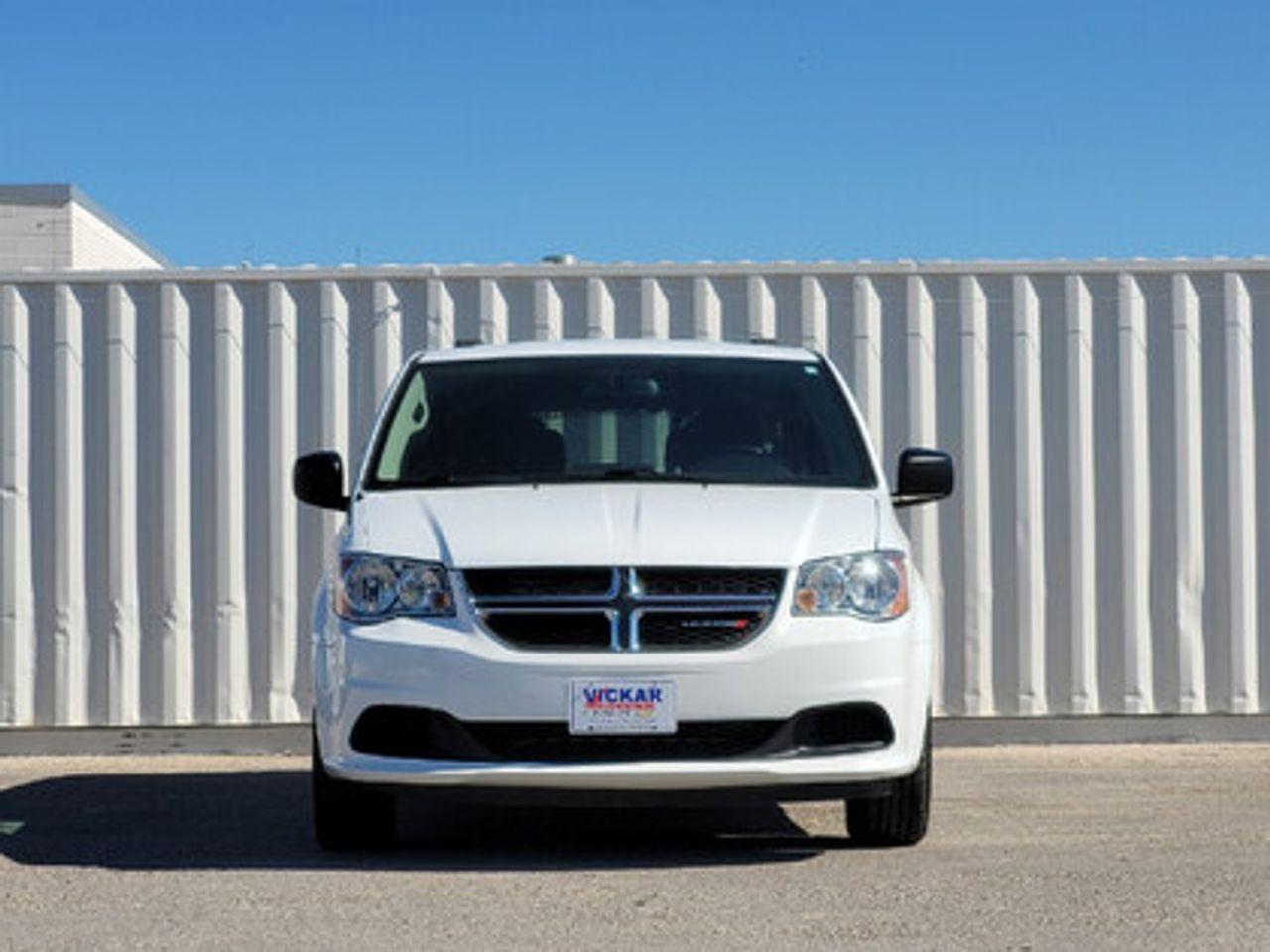 2016 Dodge Grand Caravan SE-1