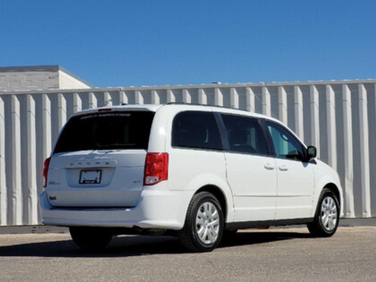 2016 Dodge Grand Caravan SE-4
