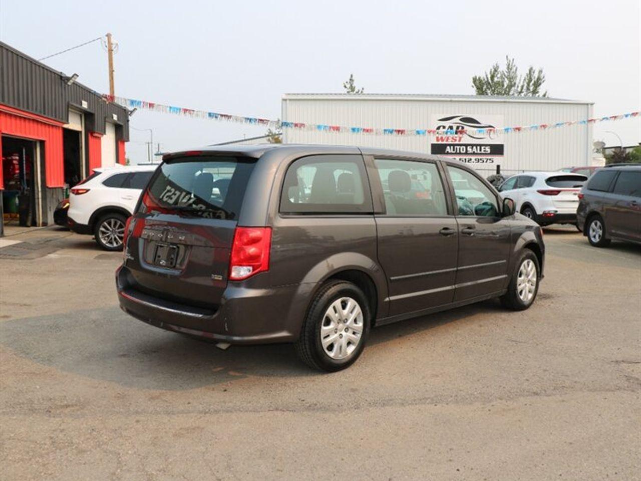2016 Dodge Grand Caravan SE-2