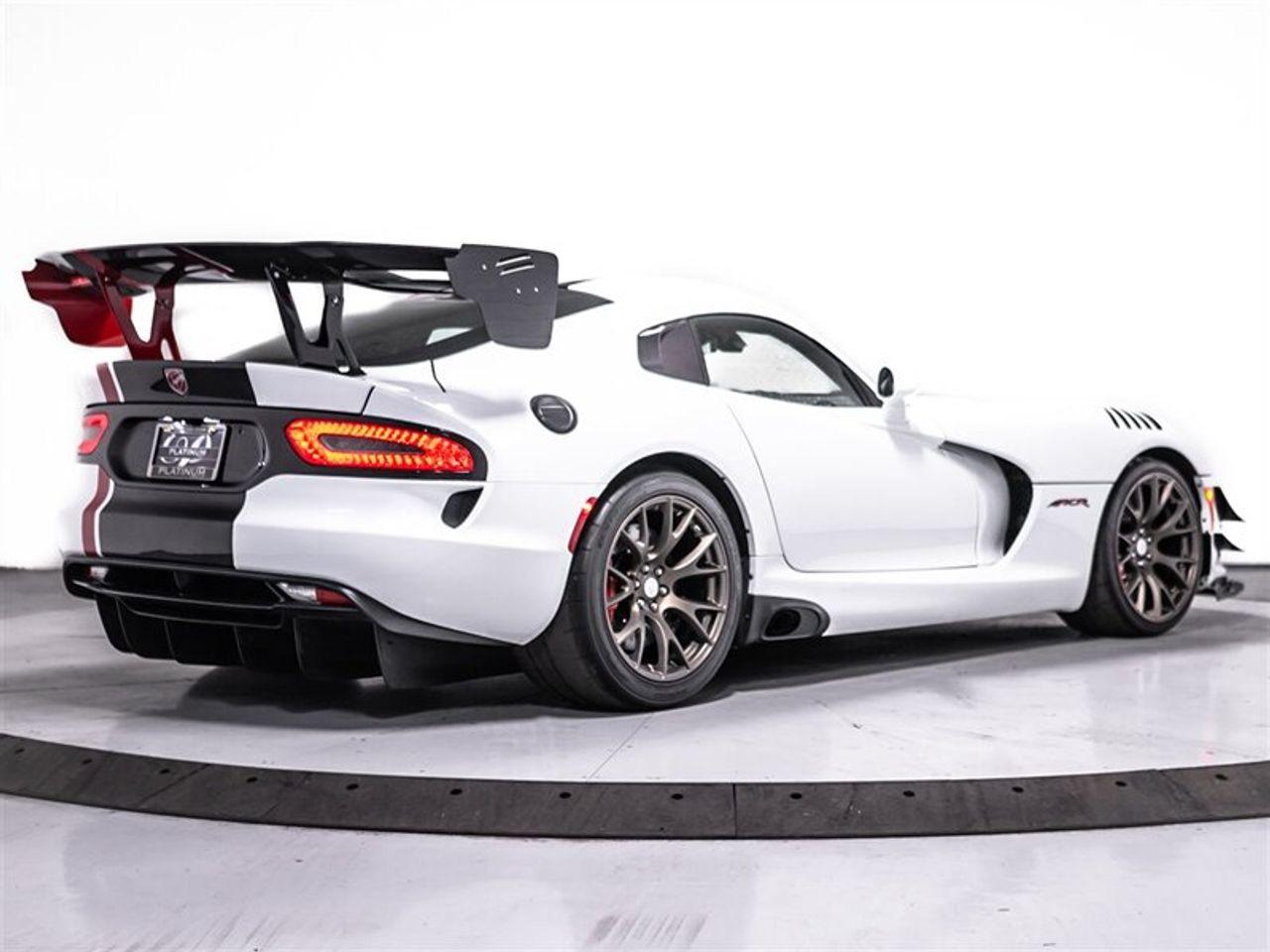 2016 Dodge Viper ACR-4