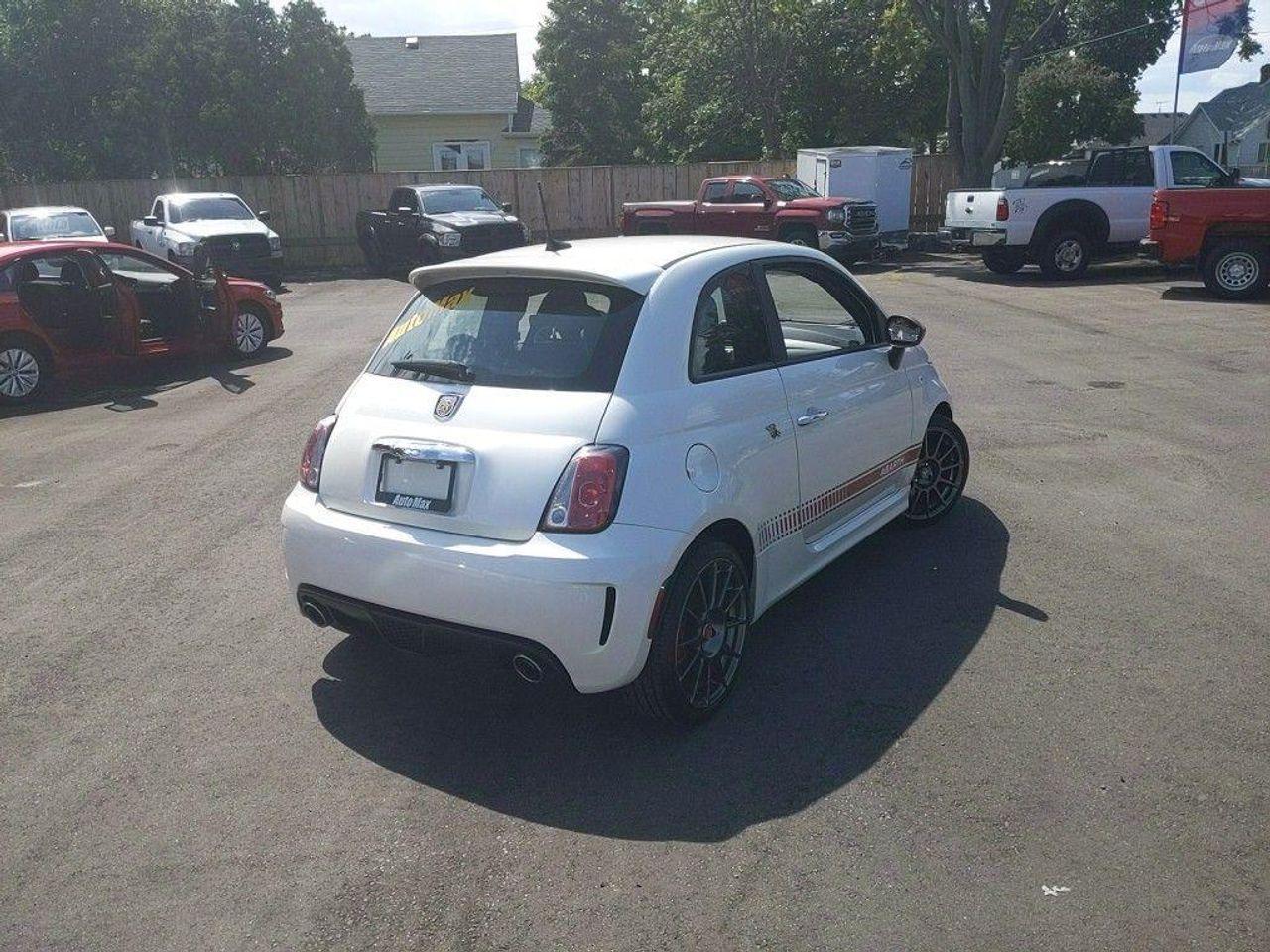 2016 FIAT 500 Abarth-4