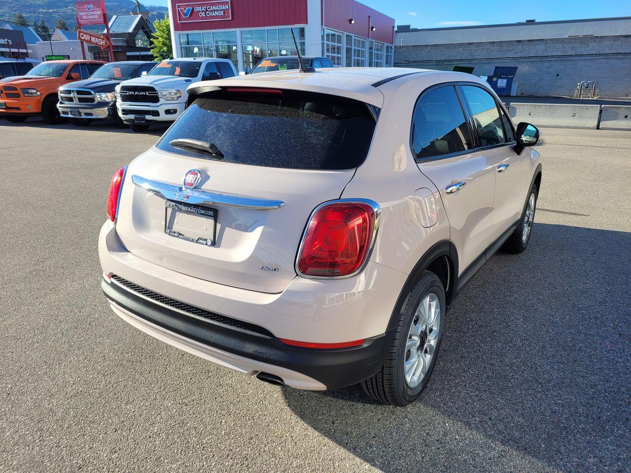 2016 FIAT 500X Easy-4