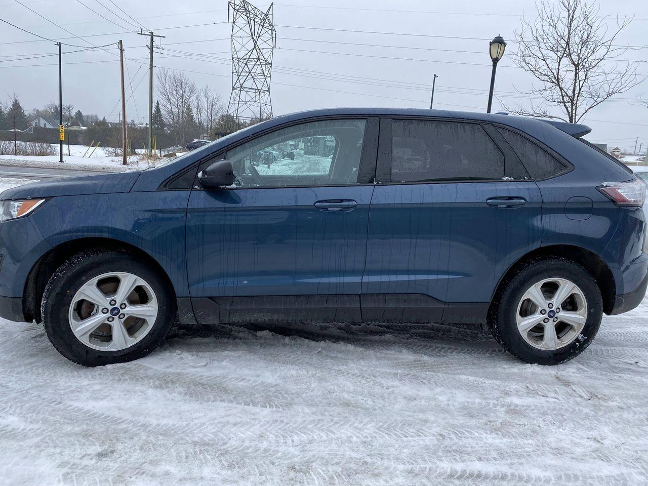 2016 Ford Edge SE-2