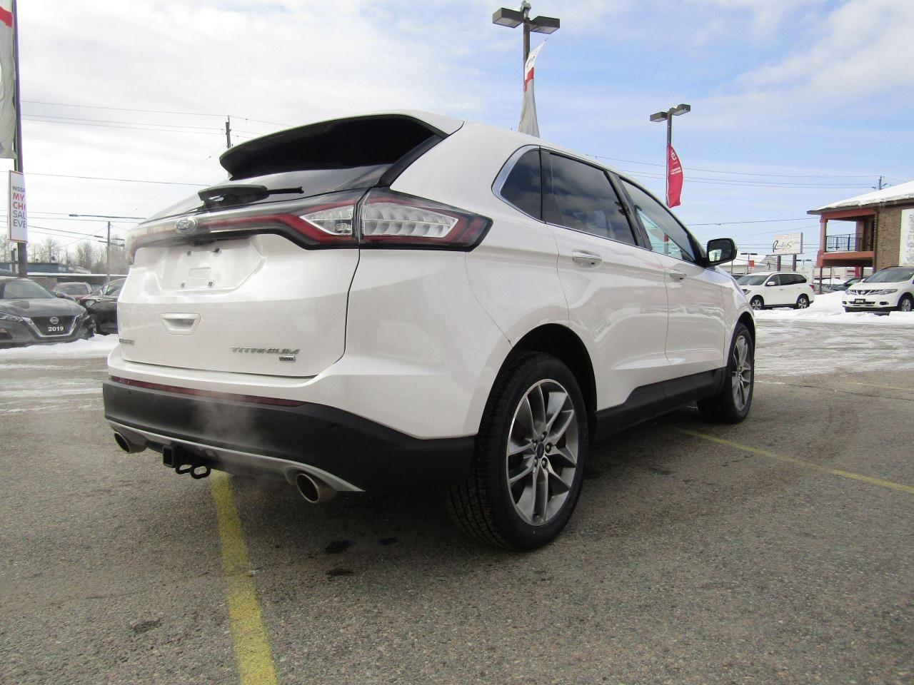 2016 Ford Edge Titanium-4